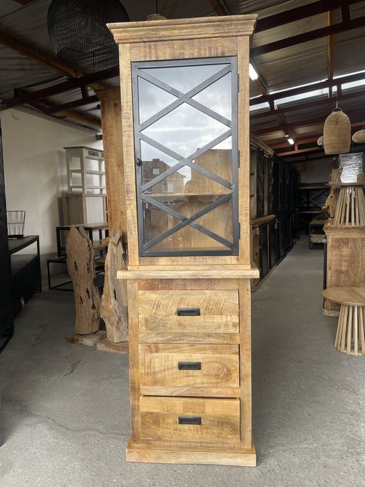 Witryna / drewno egzotyczne/metal/styl rustykalny