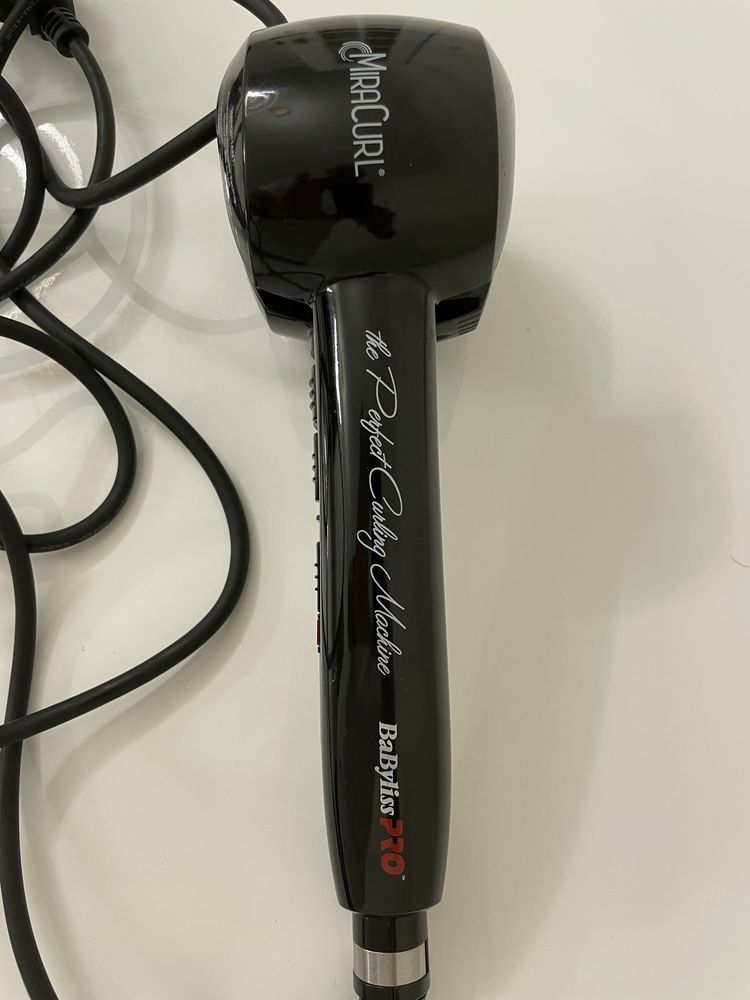 Modelador automático Miracurl da Babyliss pro.