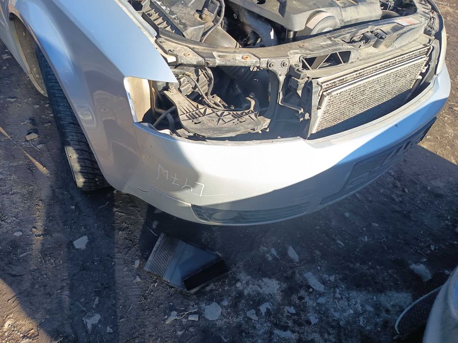 Audi A4 B6 LA7W zderzak przedni FV transport/dostawa