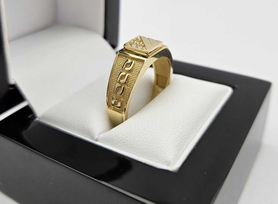 Przepiękny Złoty Sygnet z Cyrkonią 5,75g P585 R25