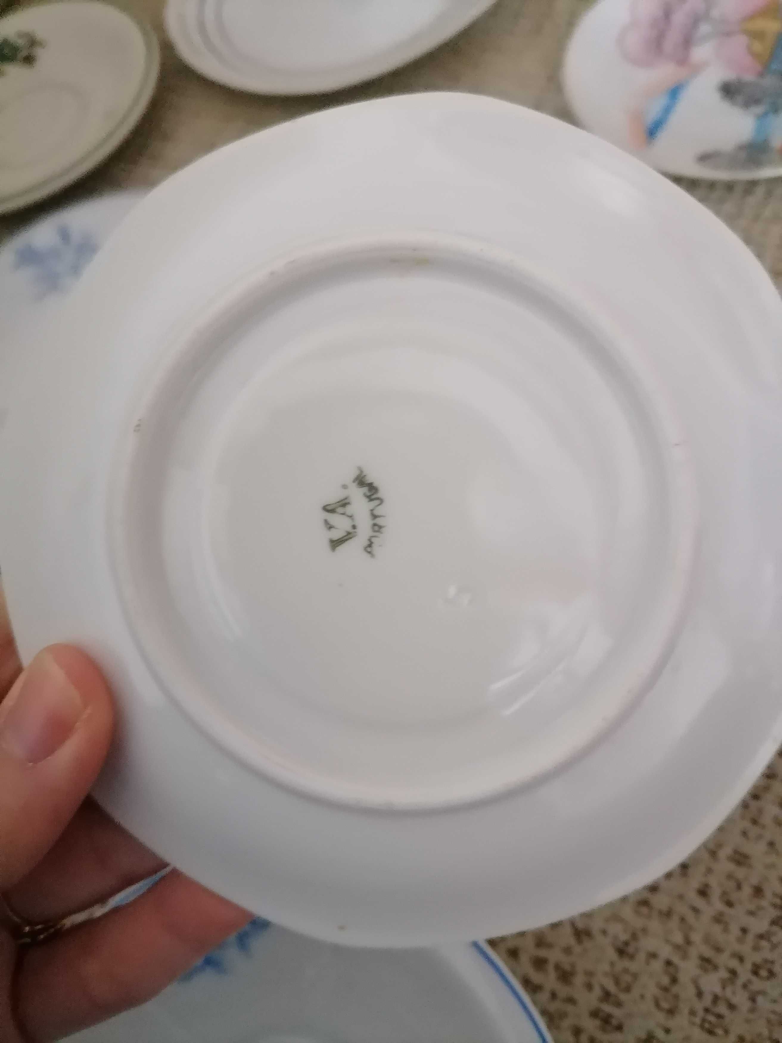 1€ Diversos Pires vista alegre e Coimbra Porcelana