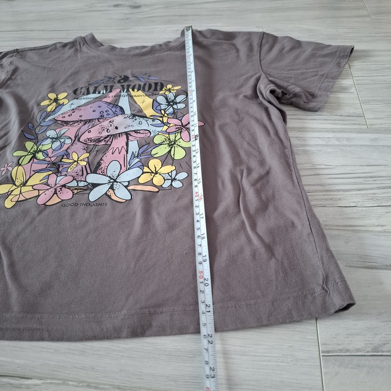 T-shirt marki Sinsay