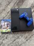 Sprzedam PS4 z  gra Red Dead Redemption 2