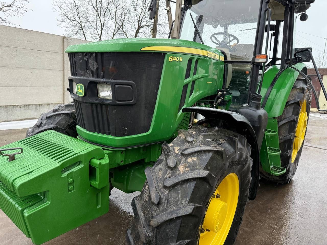 Трактор John Deere
