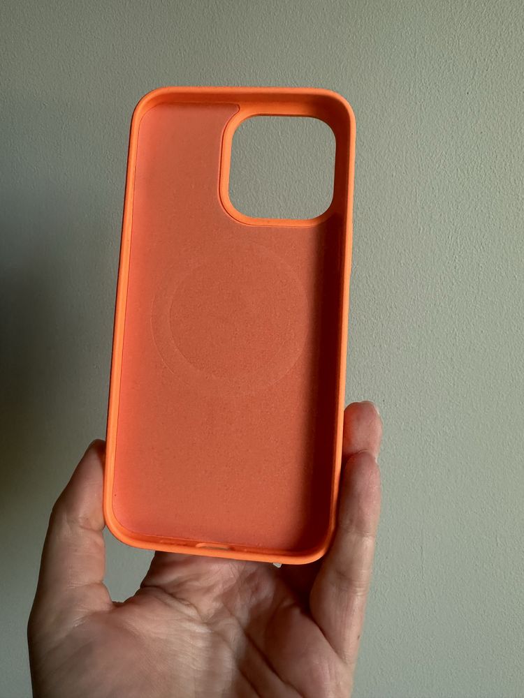 Case plecki do iPhone 14 Pro Max pomarańczowe