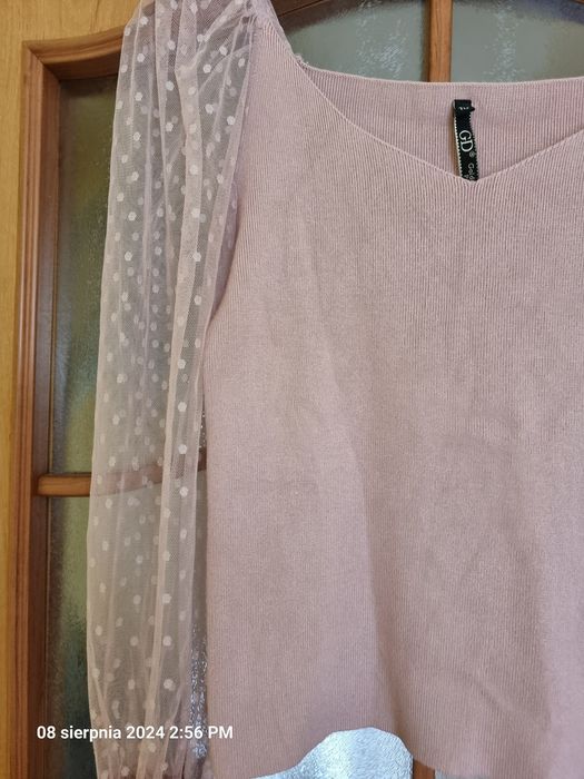 Sweter firmy GD z wiskozy