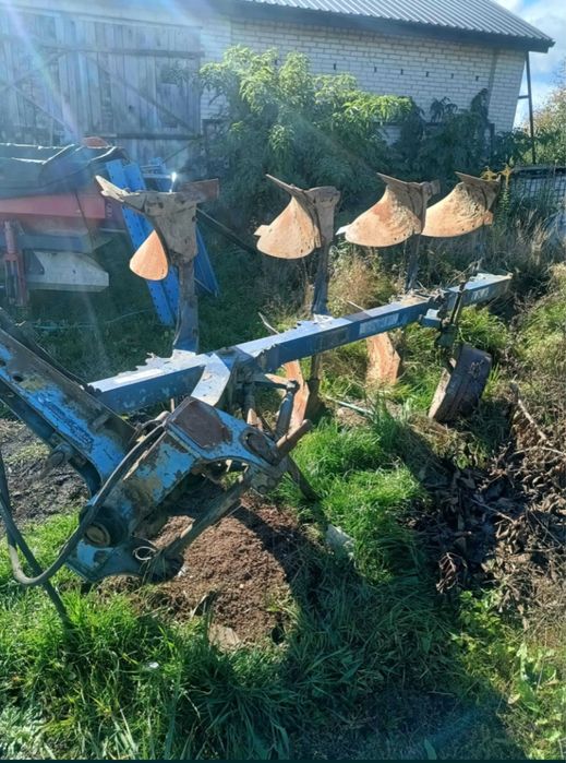 Плуг оборотний лемкен lemken 4 корпусний