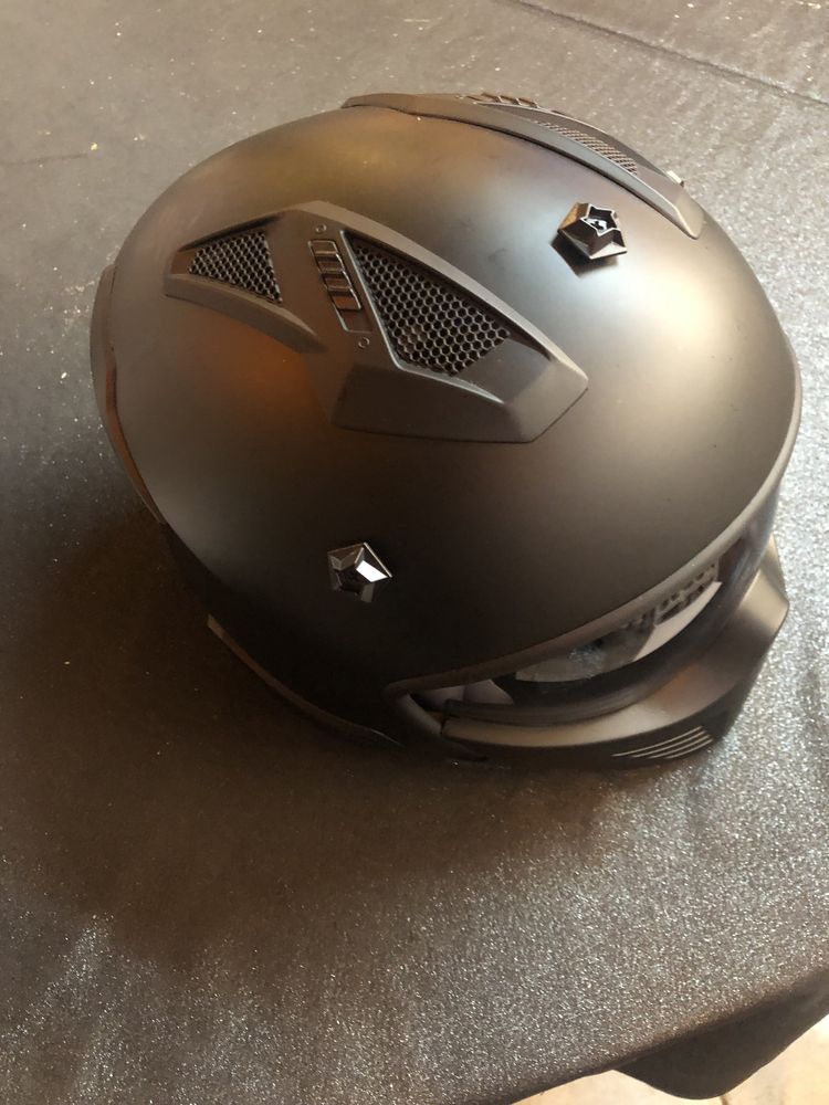 Vendo capacete modular/ conversível marca MTR