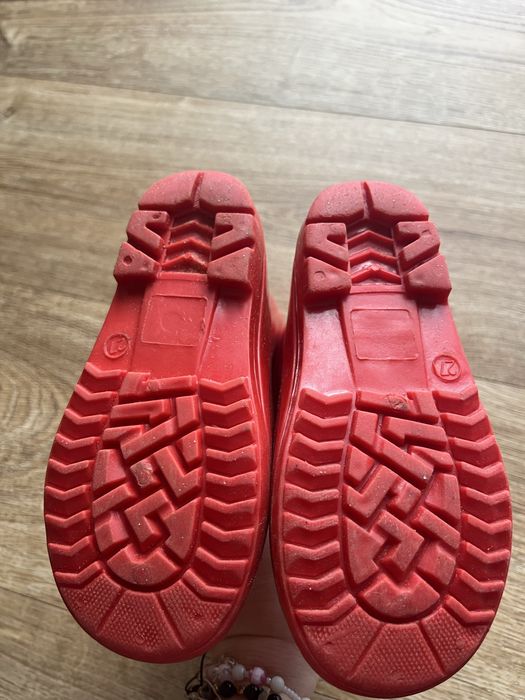 Kalosze w rozmiarze 27