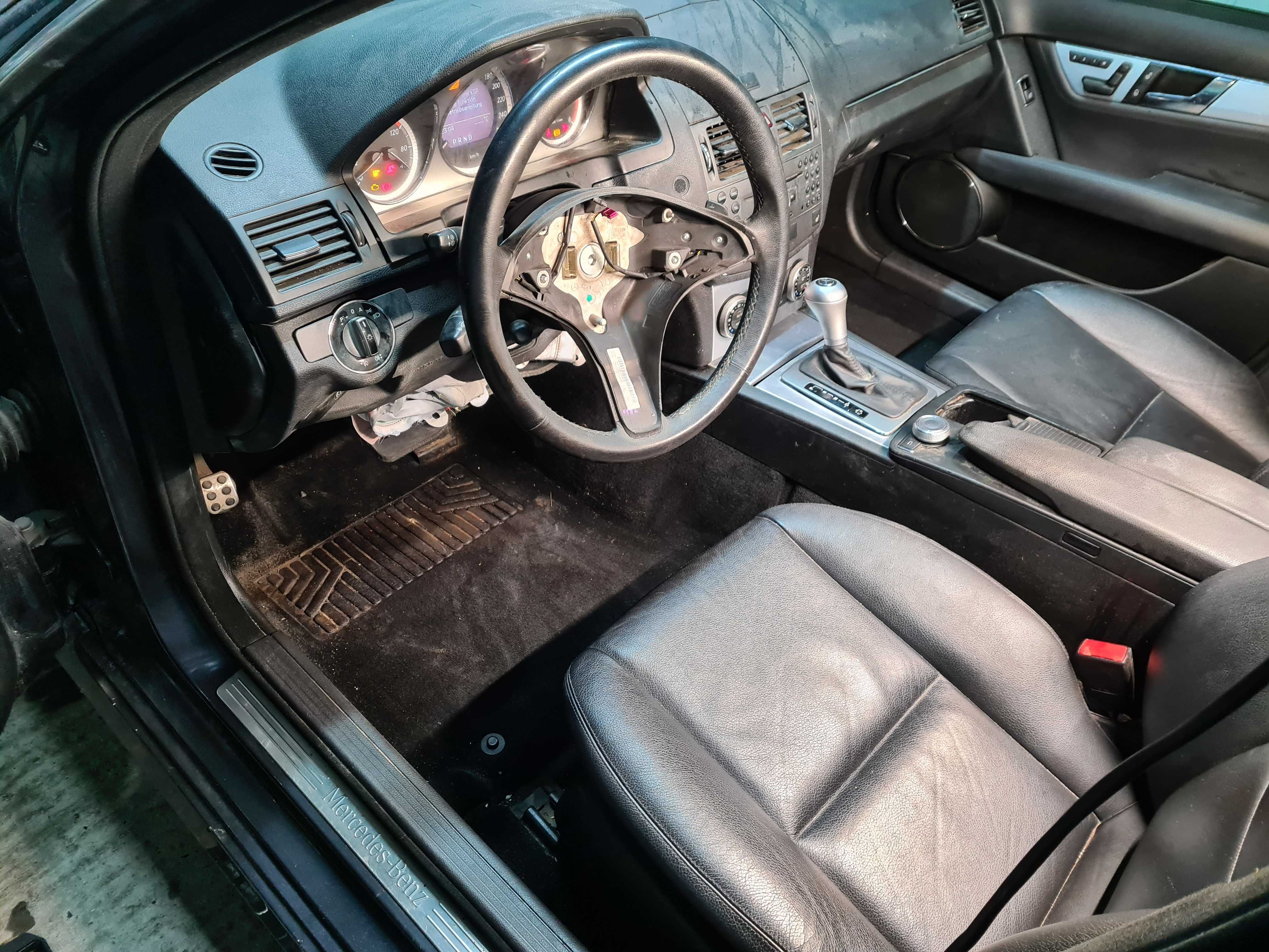 Mercedes klasy C klasa W204 C350 4 matic Części