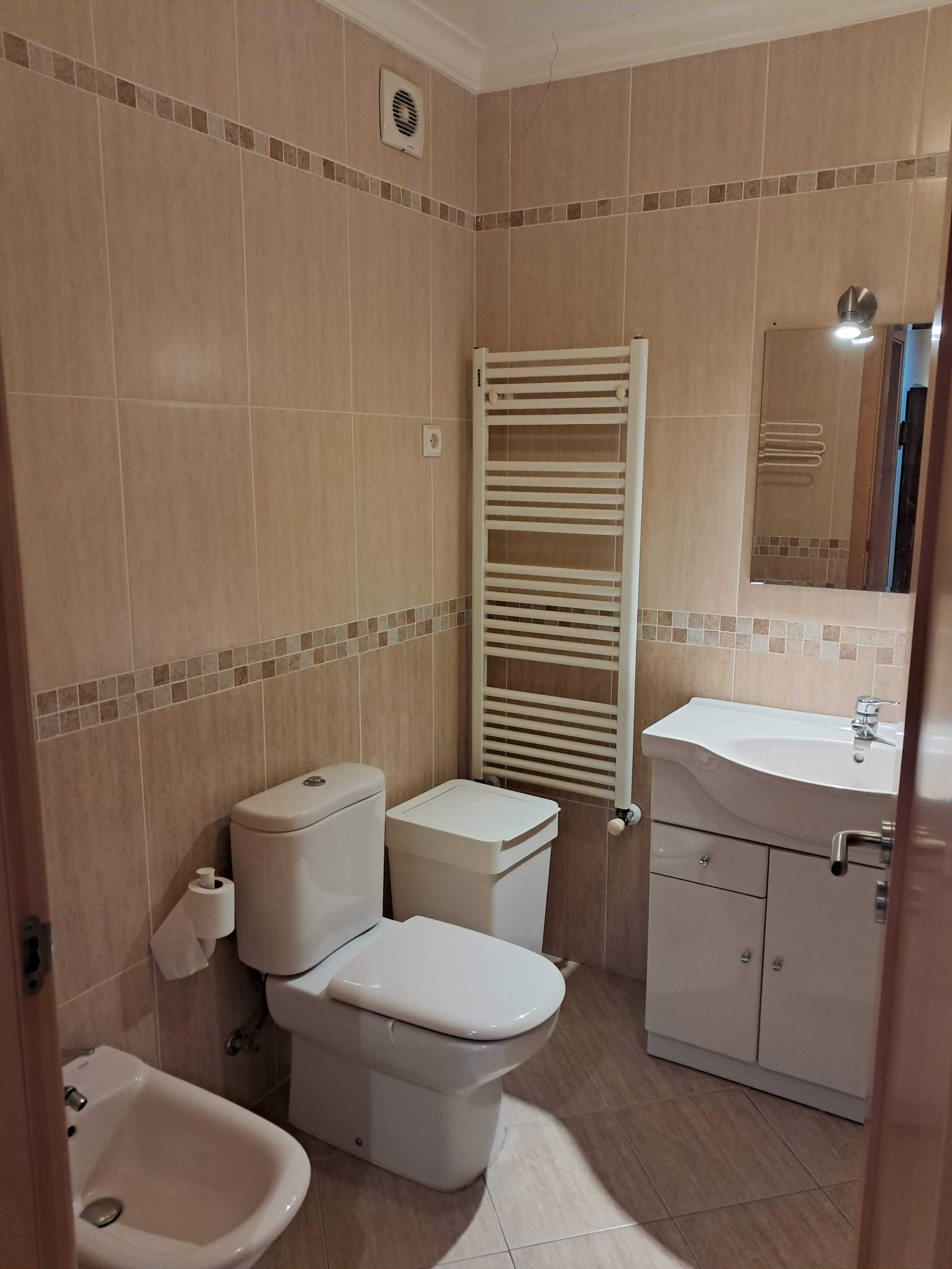 Apartamento T2 em Alfeizerão