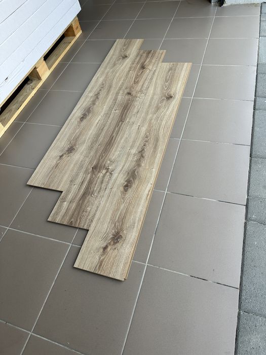 Ламінат 8мм/32клас Польща KRONO ORIGINAL 8642 "Дуб Каньйон" 365грн/м2