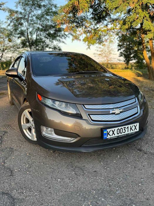 Продам Chevrolet Volt 2014