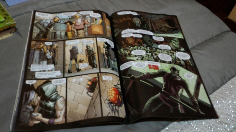 Livro Homem Aranha BD