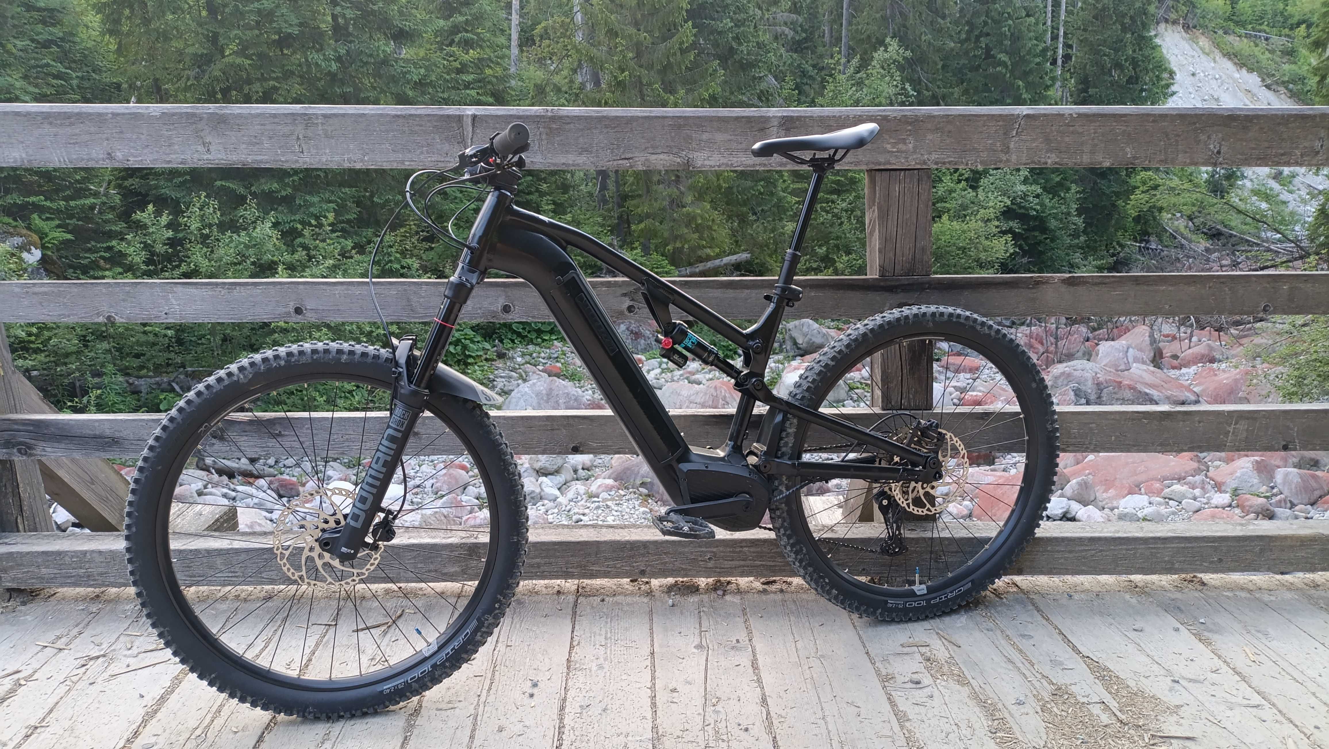 Rower elektryczny do tzw trail enduro ROCKRIDER E-EXPL 500S 29'' r. XL