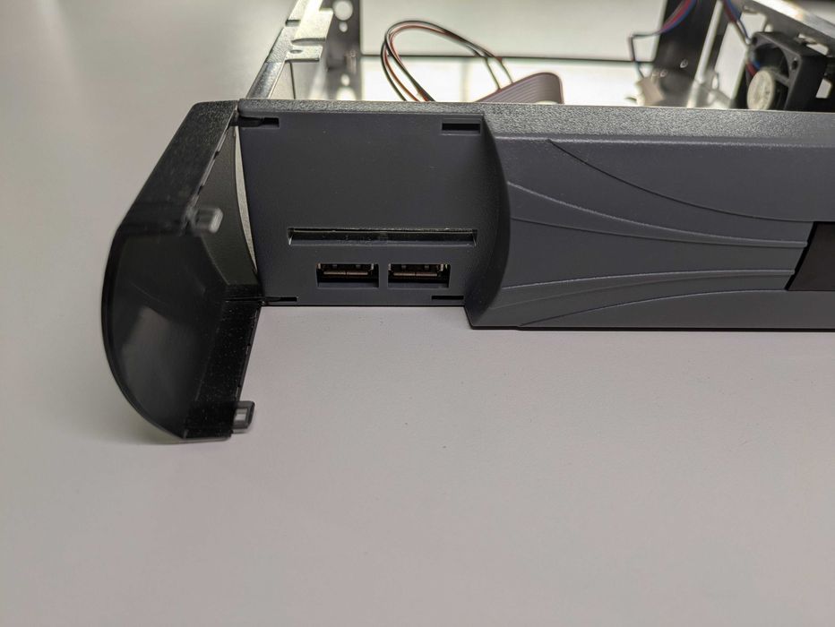 Caixa PC mini-itx