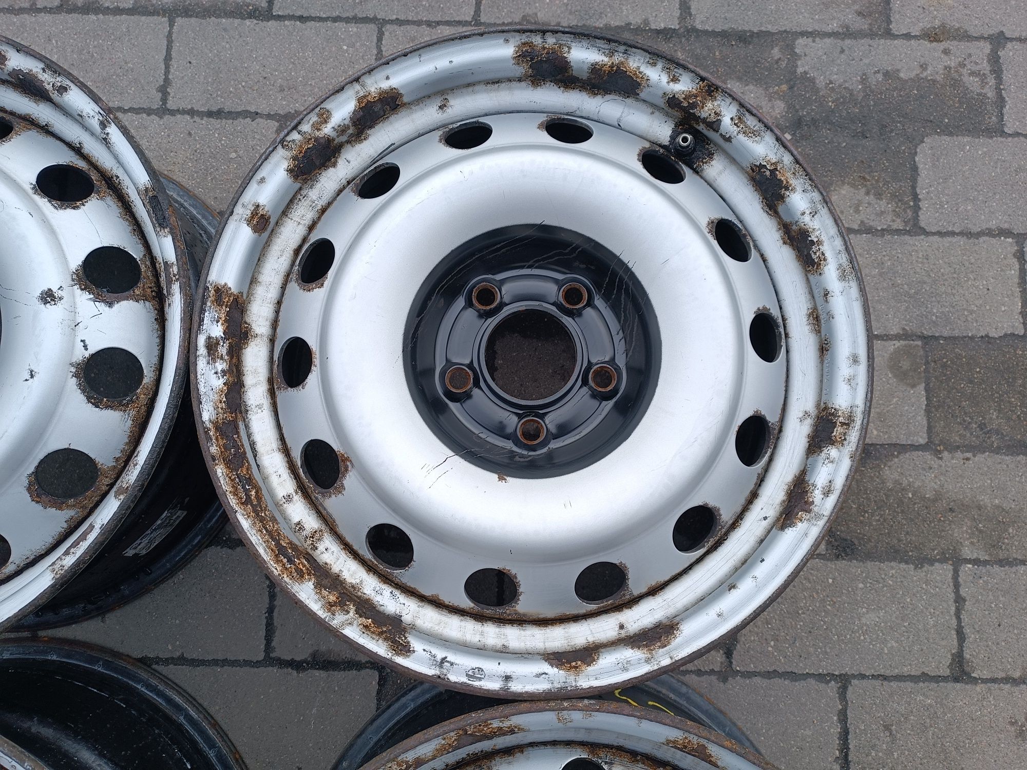 Felgi stalowe Fiat Scudo II Citroen Jumpy II 5x108 ET42 7J16