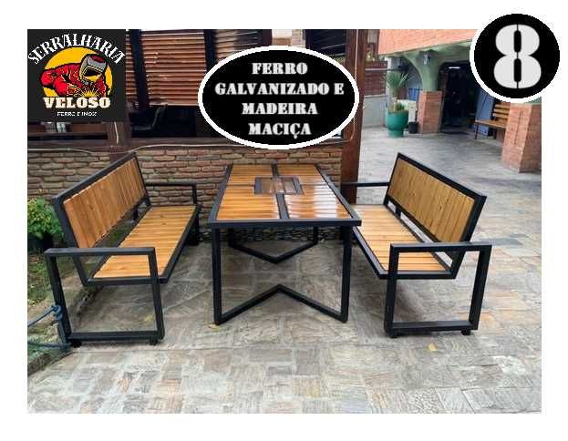 Mesas e cadeiras