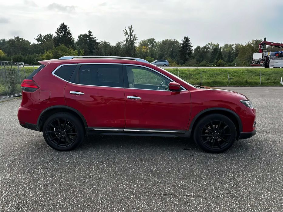 Nissan X-Trail      2017