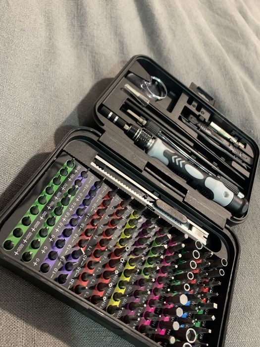 Продам набір з хороший викруток для дрібних робіт