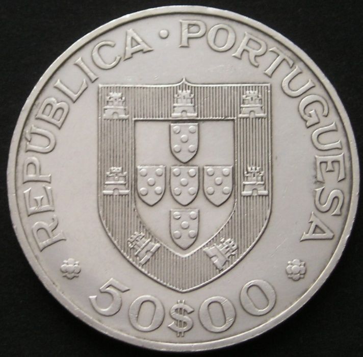 Portugalia 50 escudos 1969 - marszałek Carmona - srebro