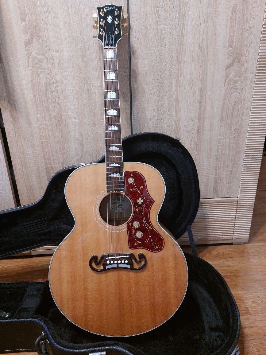 Продам/обміняю Gibson SJ-200 Standard