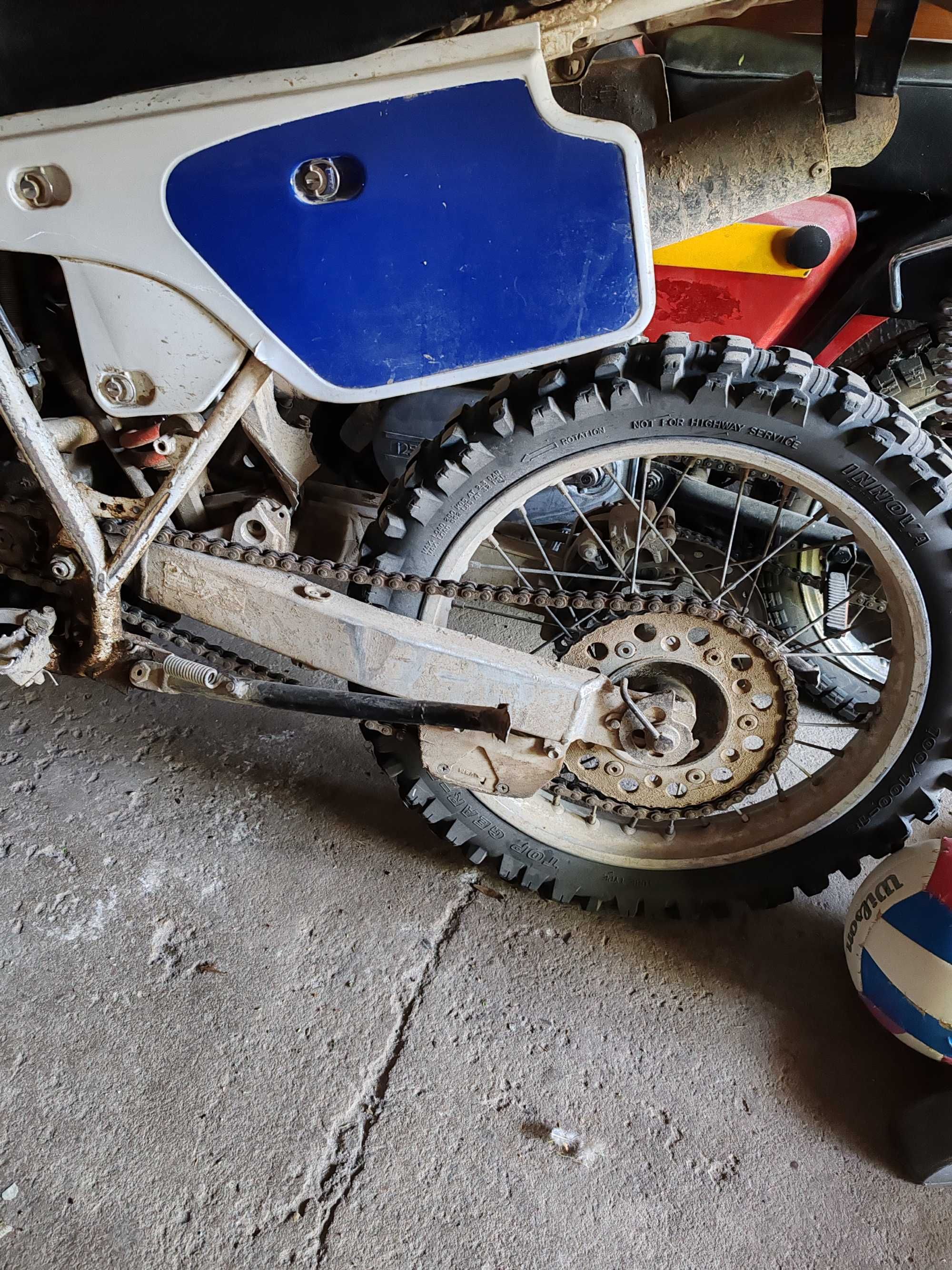 Vende-se Honda XR 250 R