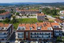 Exclente Apartamento T3 com terraço, garagem fechada, lareira e aqueci