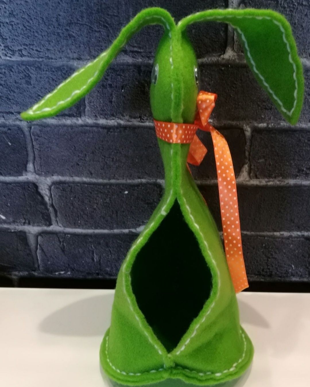Zając Wielkanocny handmade ręcznie wykonany filc duży na słodycze