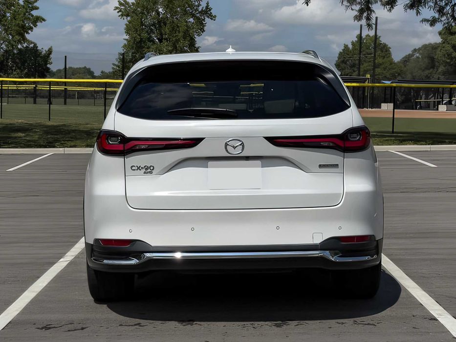 Mazda CX-90      2024