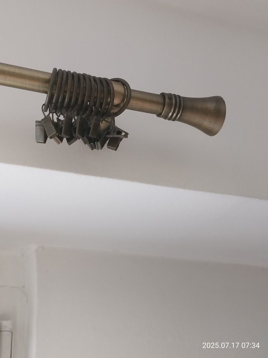 Metalowy karnisz ścienny 170 cm