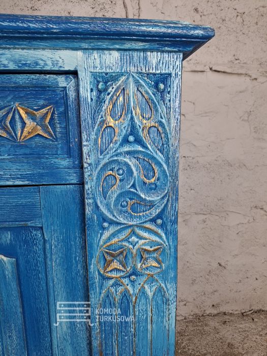 Komoda rzeźbiona, szafka drewniana, zdobiona, niebieska, turkusowa