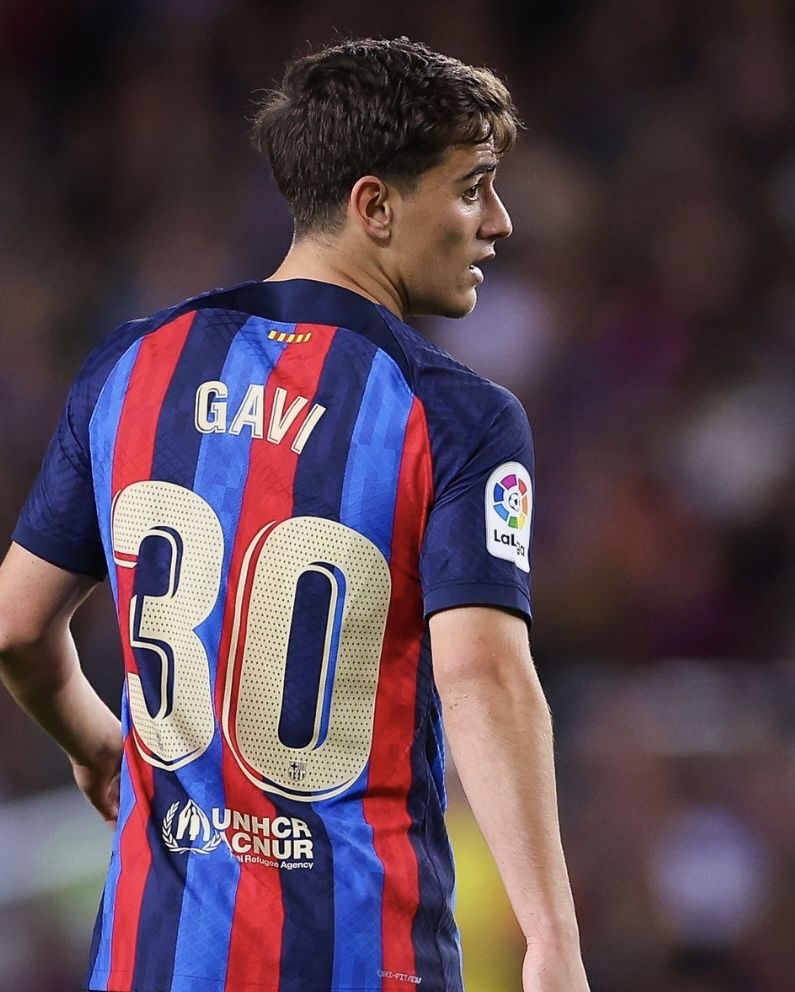 FC Barcelona Nike 22/23 Gavi 30
