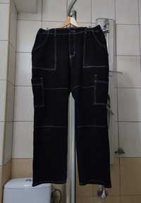 czarne jeansy spodnie XL K z kieszeniami jeansowe z białymi elementami