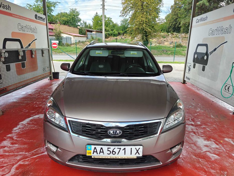 Kia Ceed SW 2009 (універсал)
