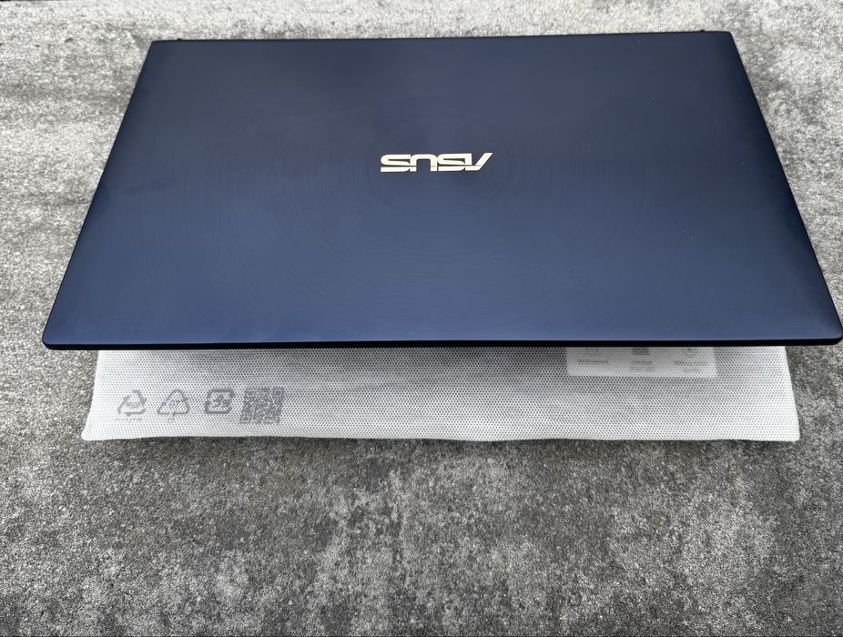 Idealny-ASUS ZenBook 15 UX533FAC i5-10210U/8GB/512/W10 Blue