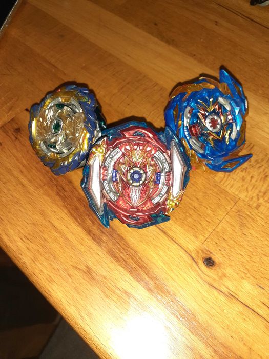 Набір монстрів з 6 сезону beyblade Burst в гарній якості