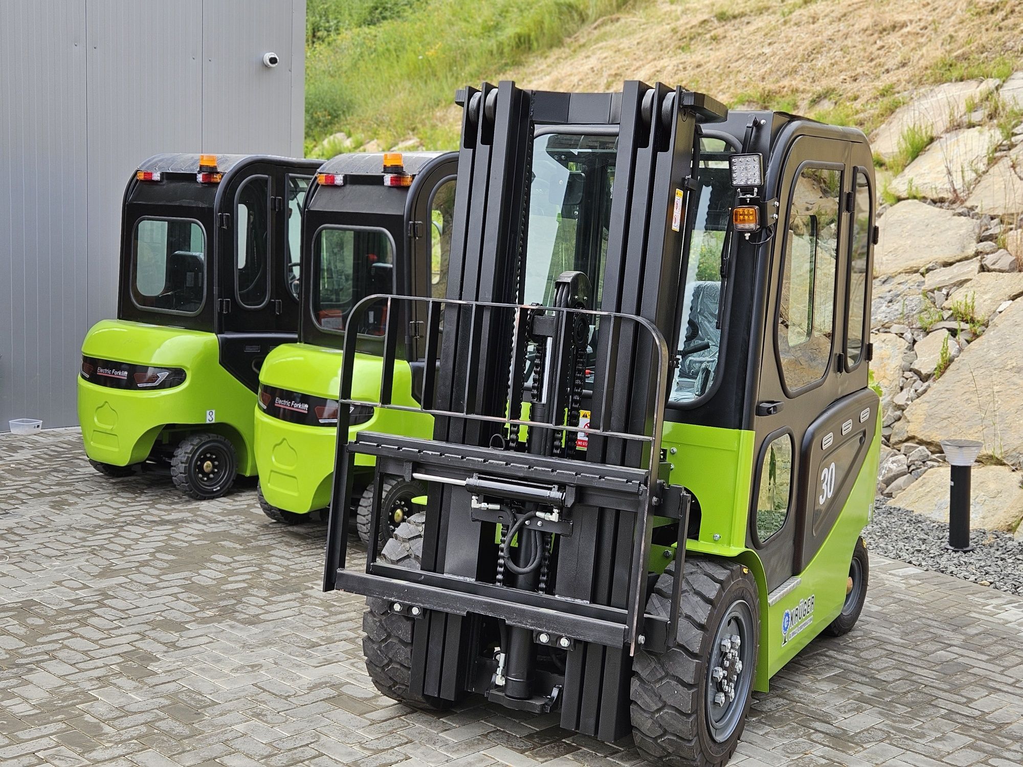 Wózek Widłowy 3 T KRÜGER®PD-30E,Maszt4.5 lub 5,5m Triplex Elektryczny