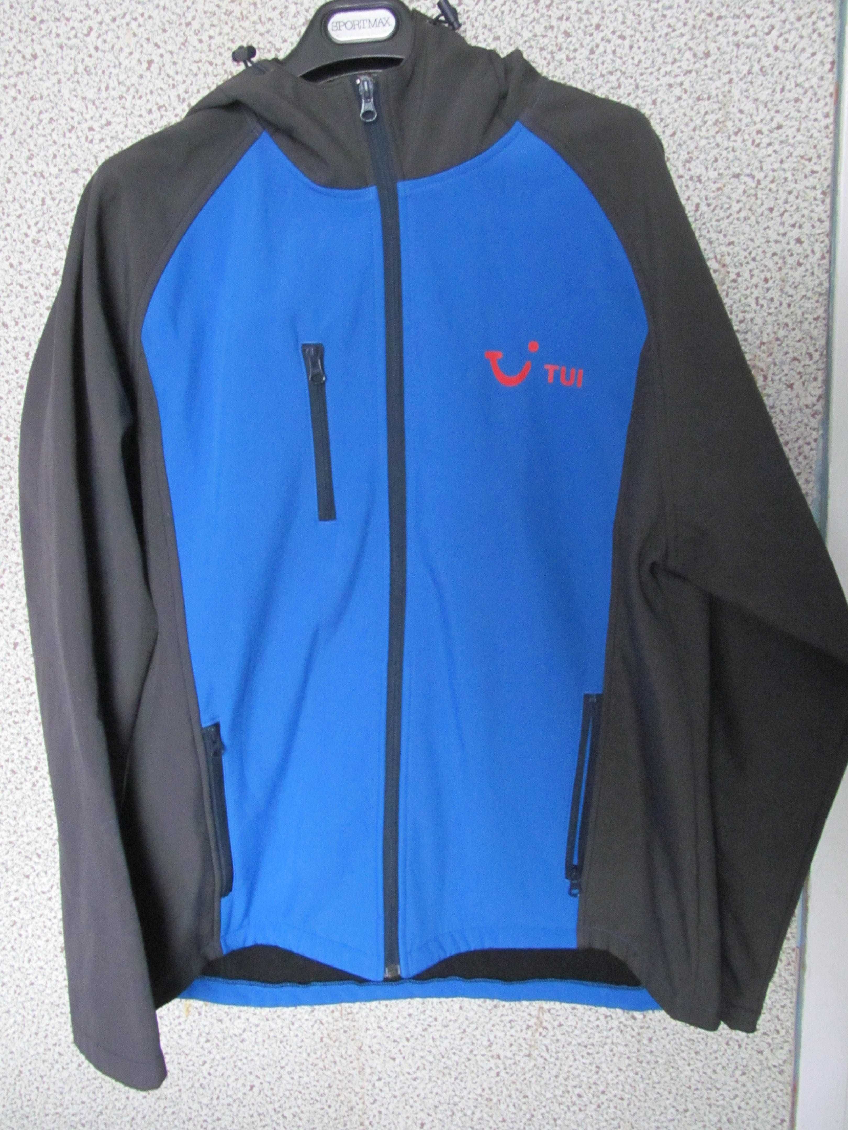продам  Softshell  куртку c капюшоном  size XL