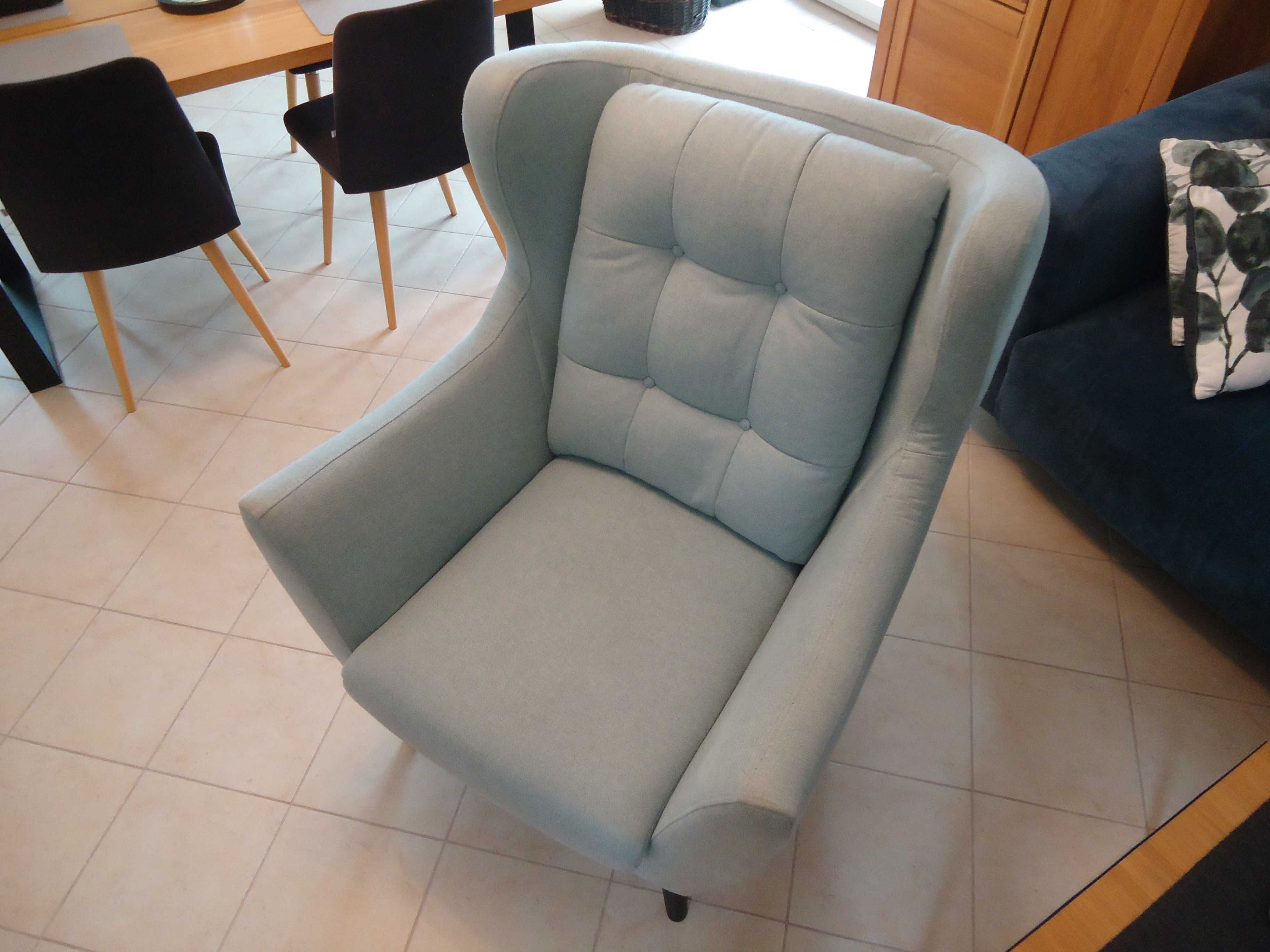 Fotel Etap Henry elegancki stylowy