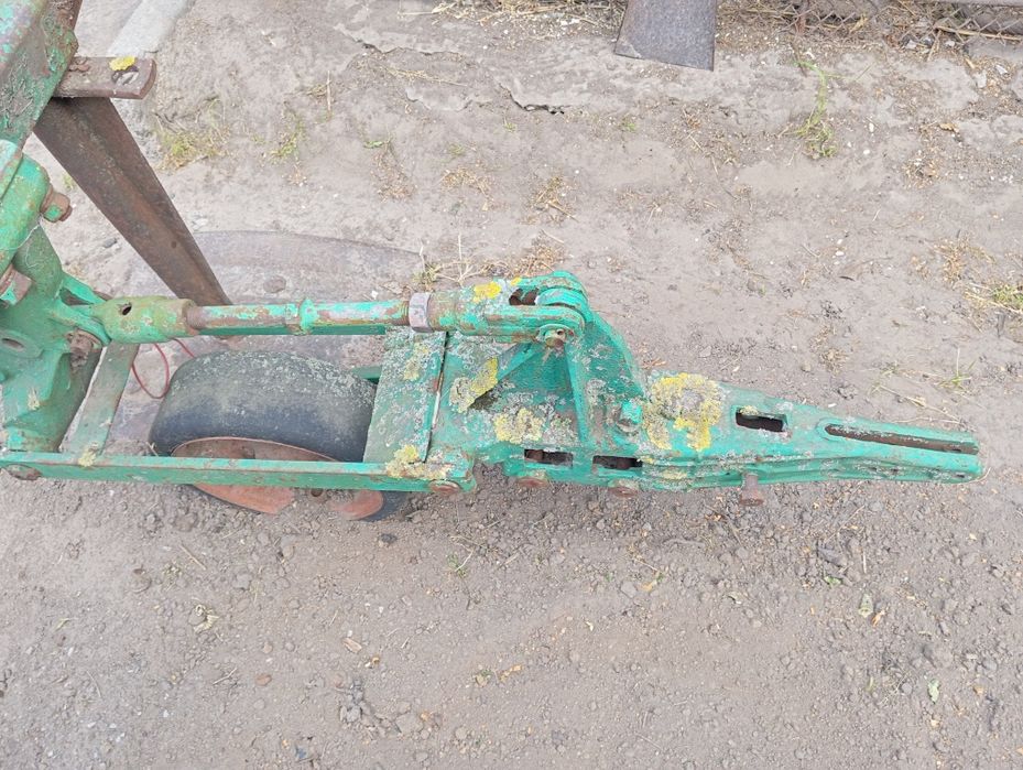 Продам окучник до трактора