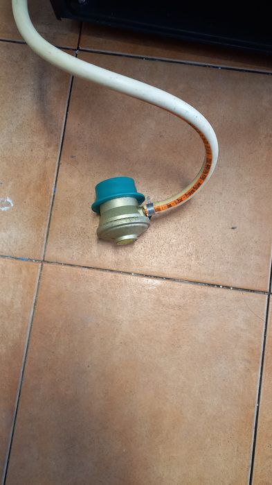 Aquecedor a gás marca Delba