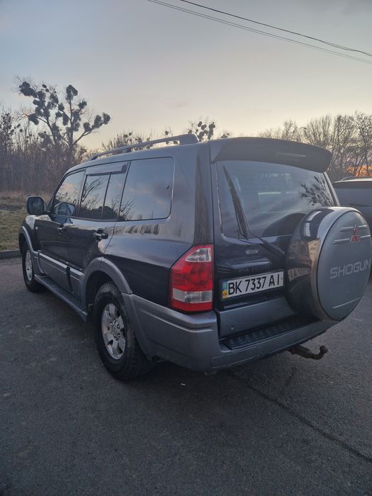 Продам сімейну машину