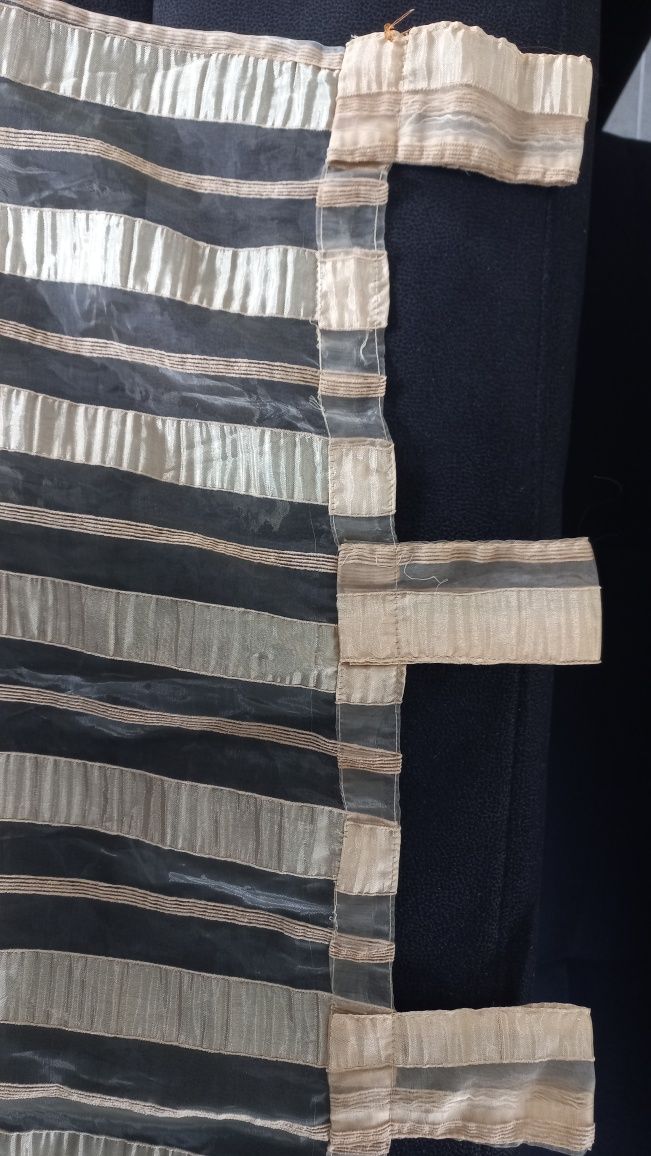 4 cortinas iguais bege dourado