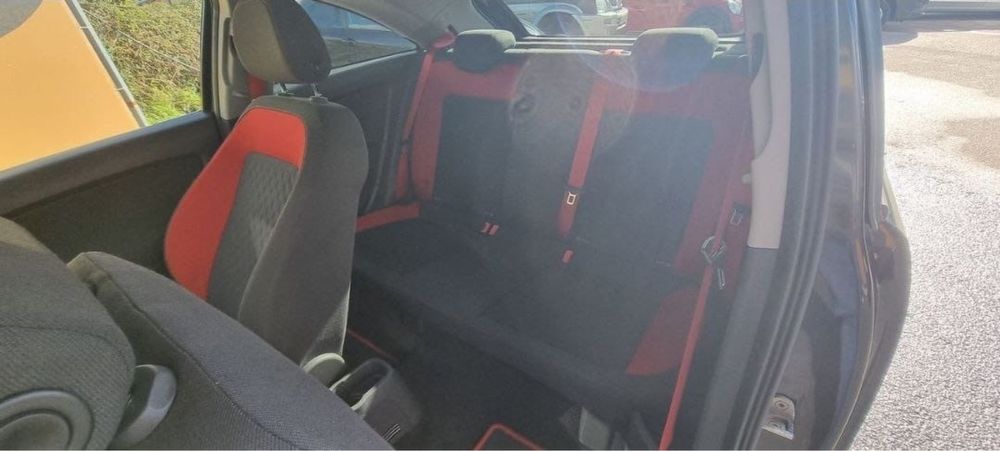 Opel Corsa D 1.7 1/4 em portugal