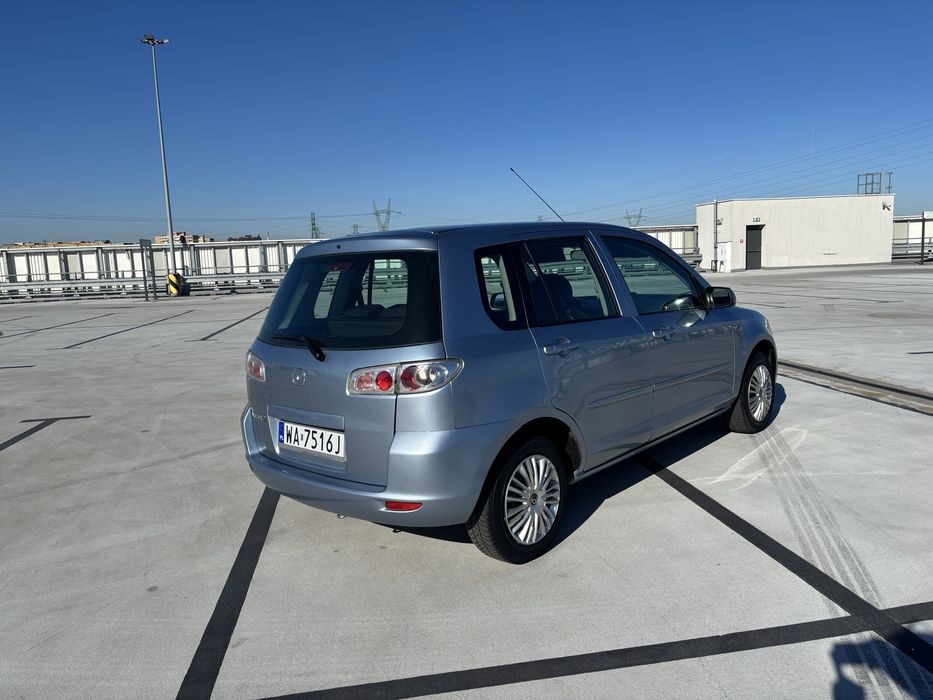 Mazda 2 super stan