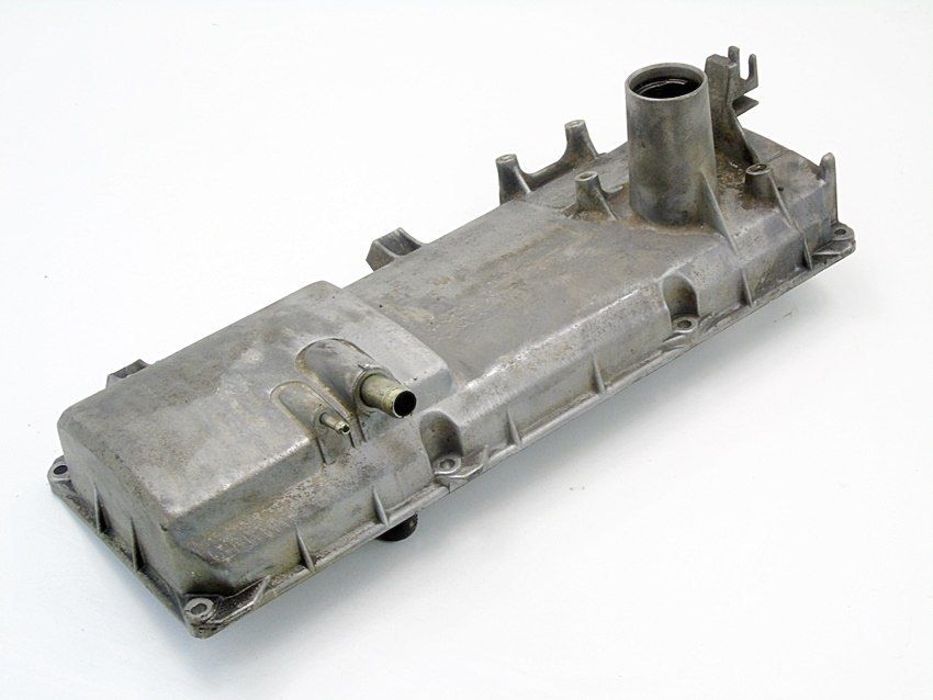 Pokrywa Zaworów 1.4 8V Megane Clio 2 Kangoo Scenic Logan 273692