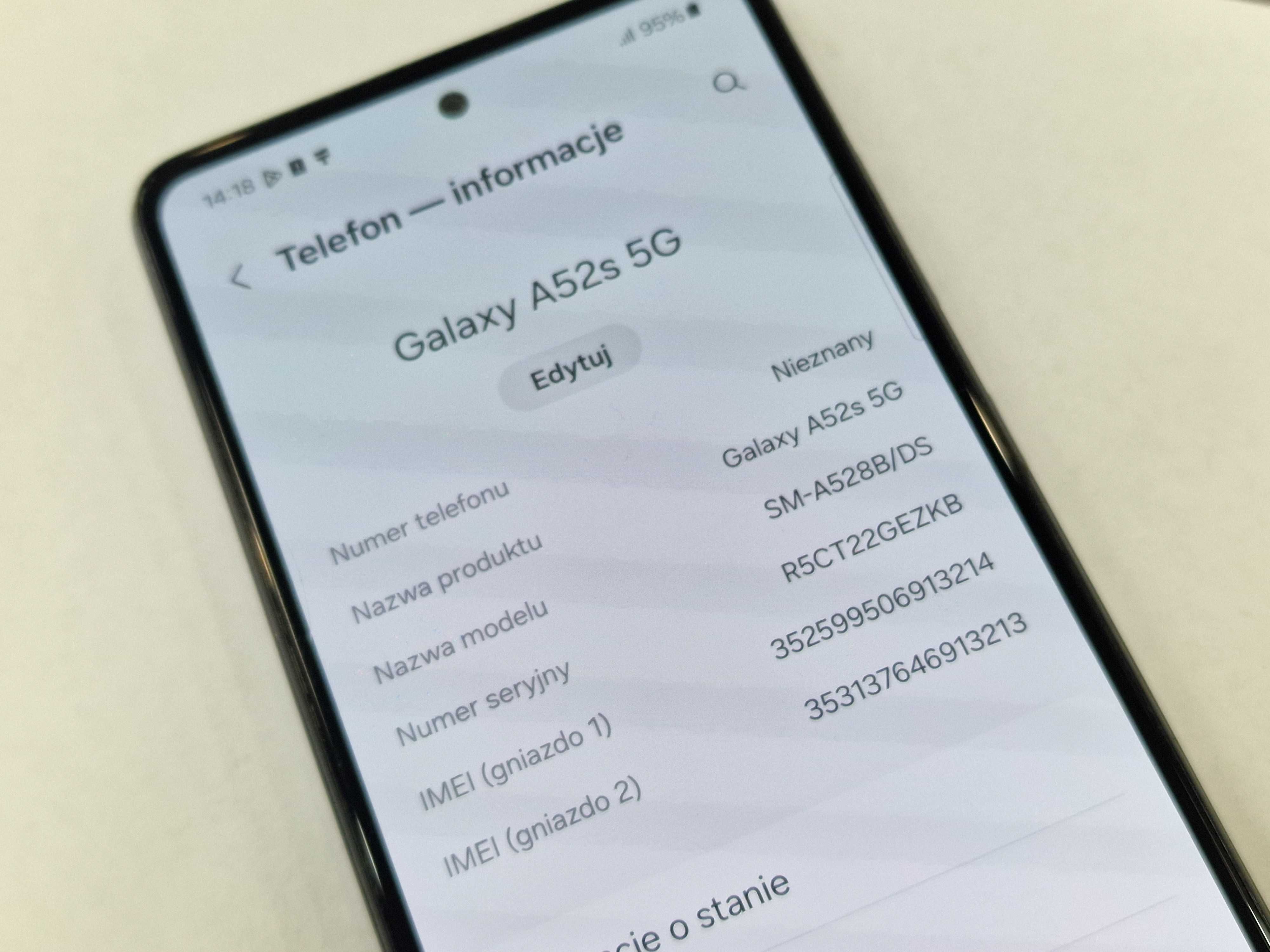 Samsung Galaxy A52s 5G D/S/ 6GB/ 128GB/ Awesome Black/ Grade C + łado