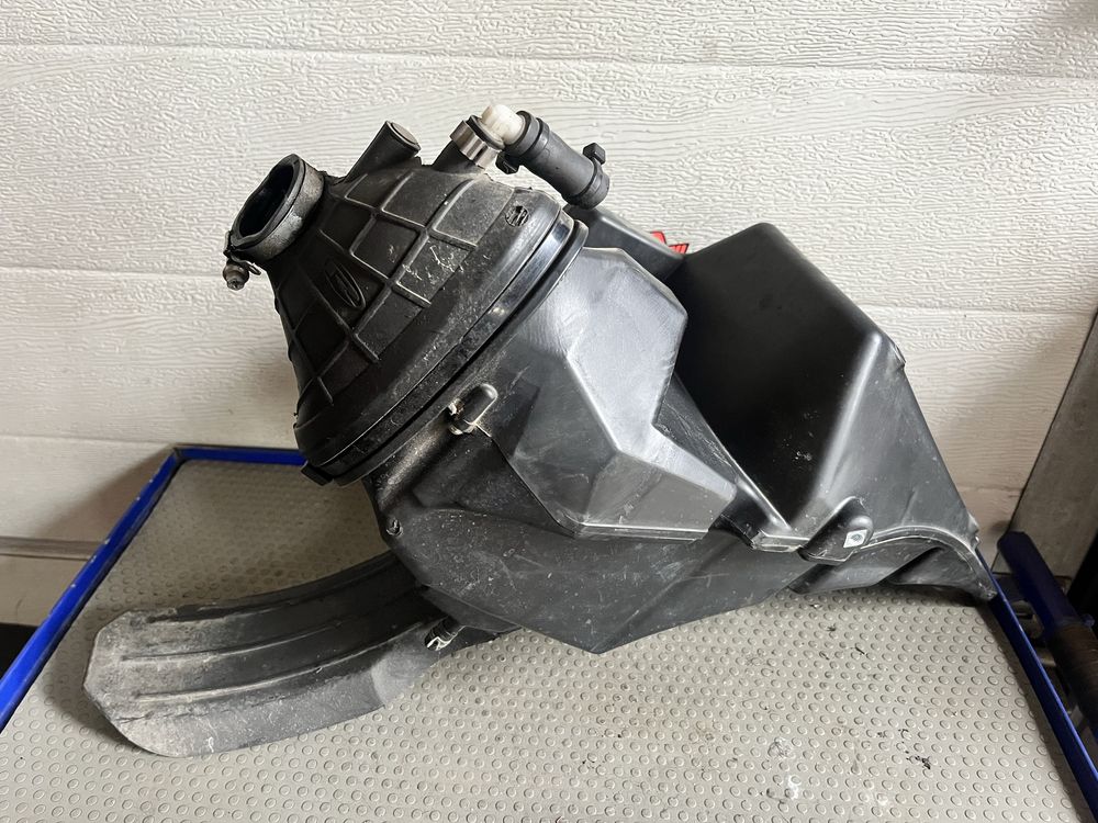 Air box rieju mrt nowy model puszka filtra powietrza