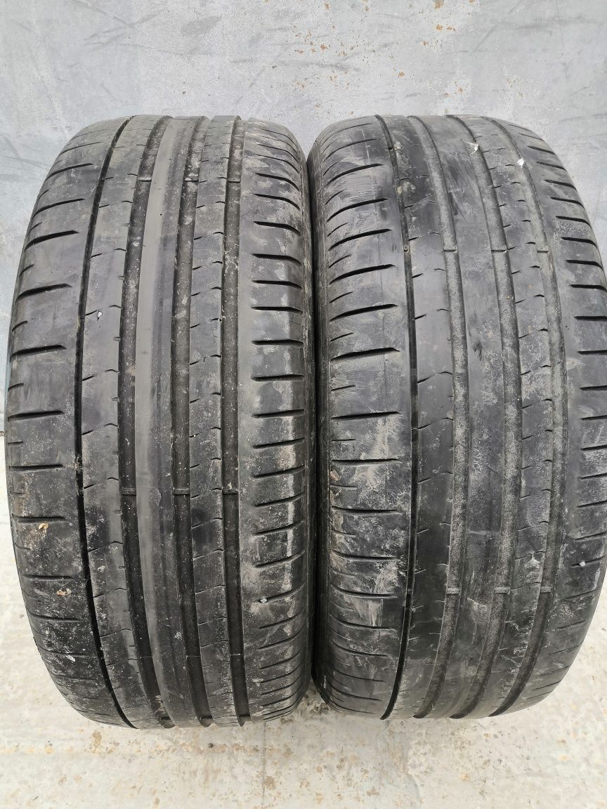 255 55 19 Pirelli PZero  2шт.